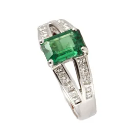 ANELLO ALFIERI & ST JOHN IN ORO BIANCO CON DIAMANTI E SMERALDO