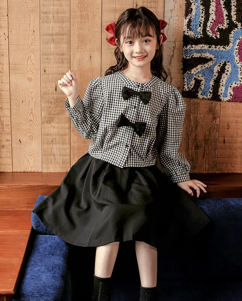 Completo da bambina autunnale per bambini Completo da ragazza scozzese con fiocco nero in stile occidentale