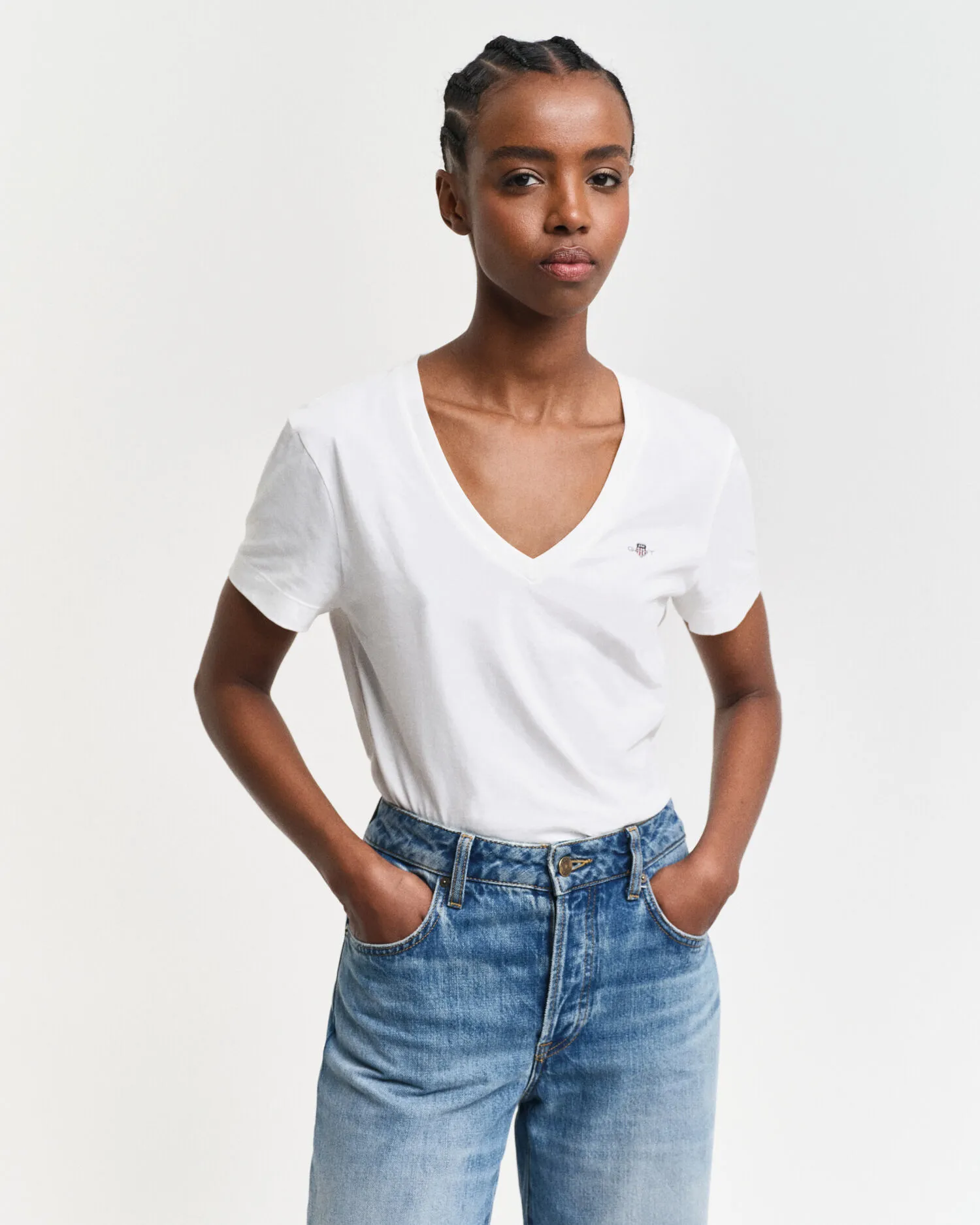 T-shirt Shield con scollo a V    